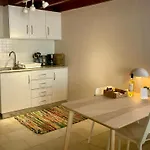 Hiona-seafront Appartement *