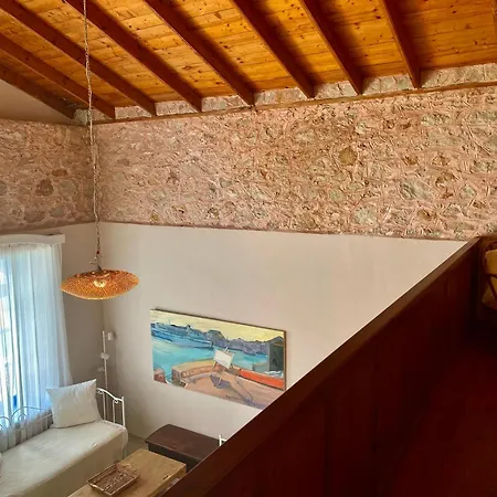 Hiona-seafront Apartman *