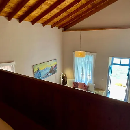 Apartament Hiona-seafront