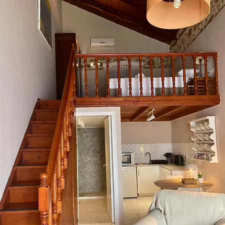 Hiona-seafront Apartament Chalki Town