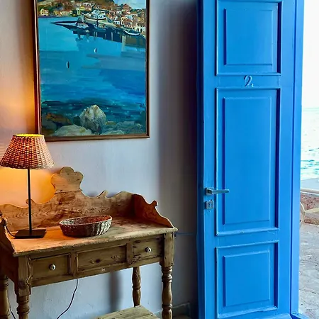 Apartament Hiona-seafront Chalki Town