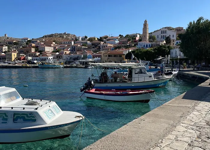 Hiona-seafront アパート Chalki Town