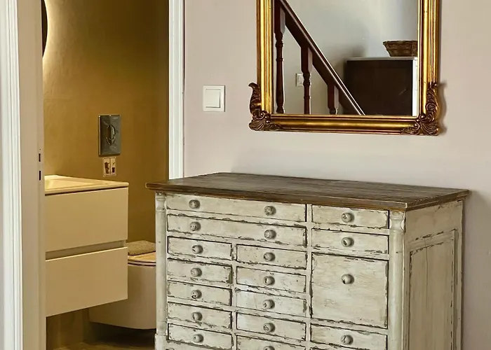 Hiona-seafront * Chalki Town