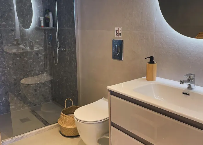 Hiona-seafront アパート Chalki Town