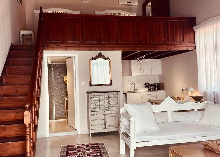 アパート Hiona-seafront Chalki Town