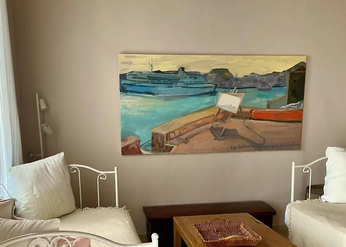 Hiona-seafront Chalki Town